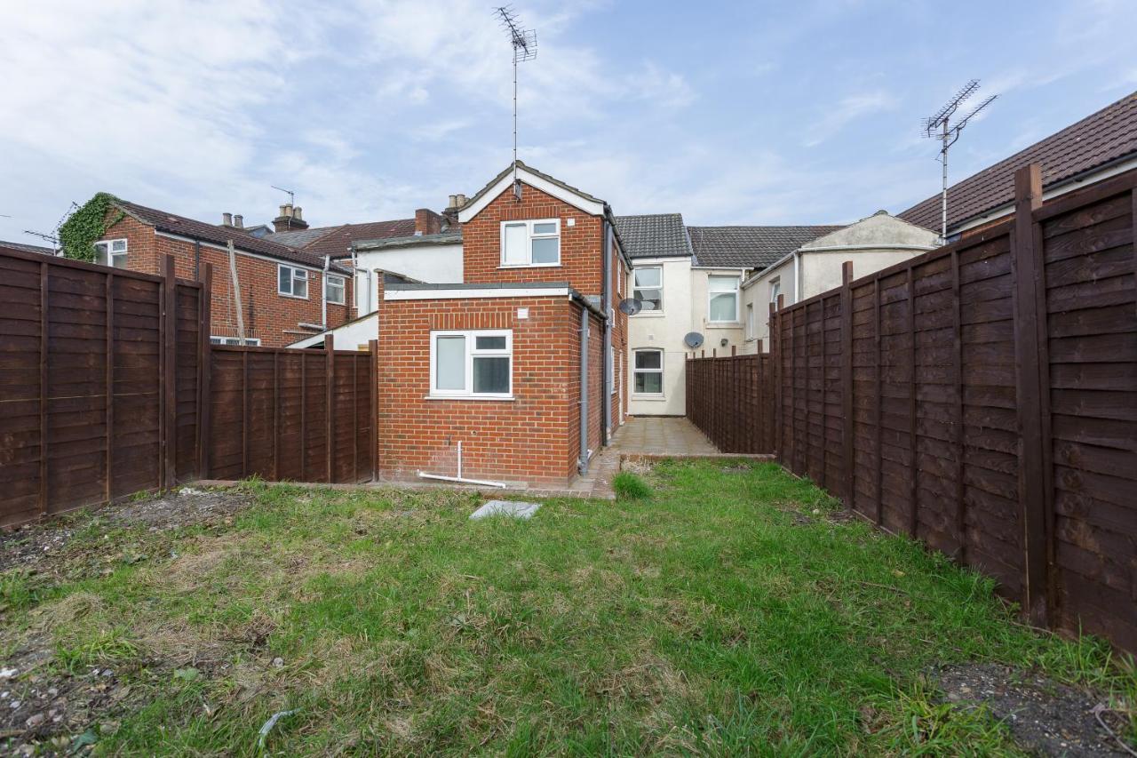 Blackberry - Stylish Self-Contained Flats In Soton City Centre Southampton Extérieur photo