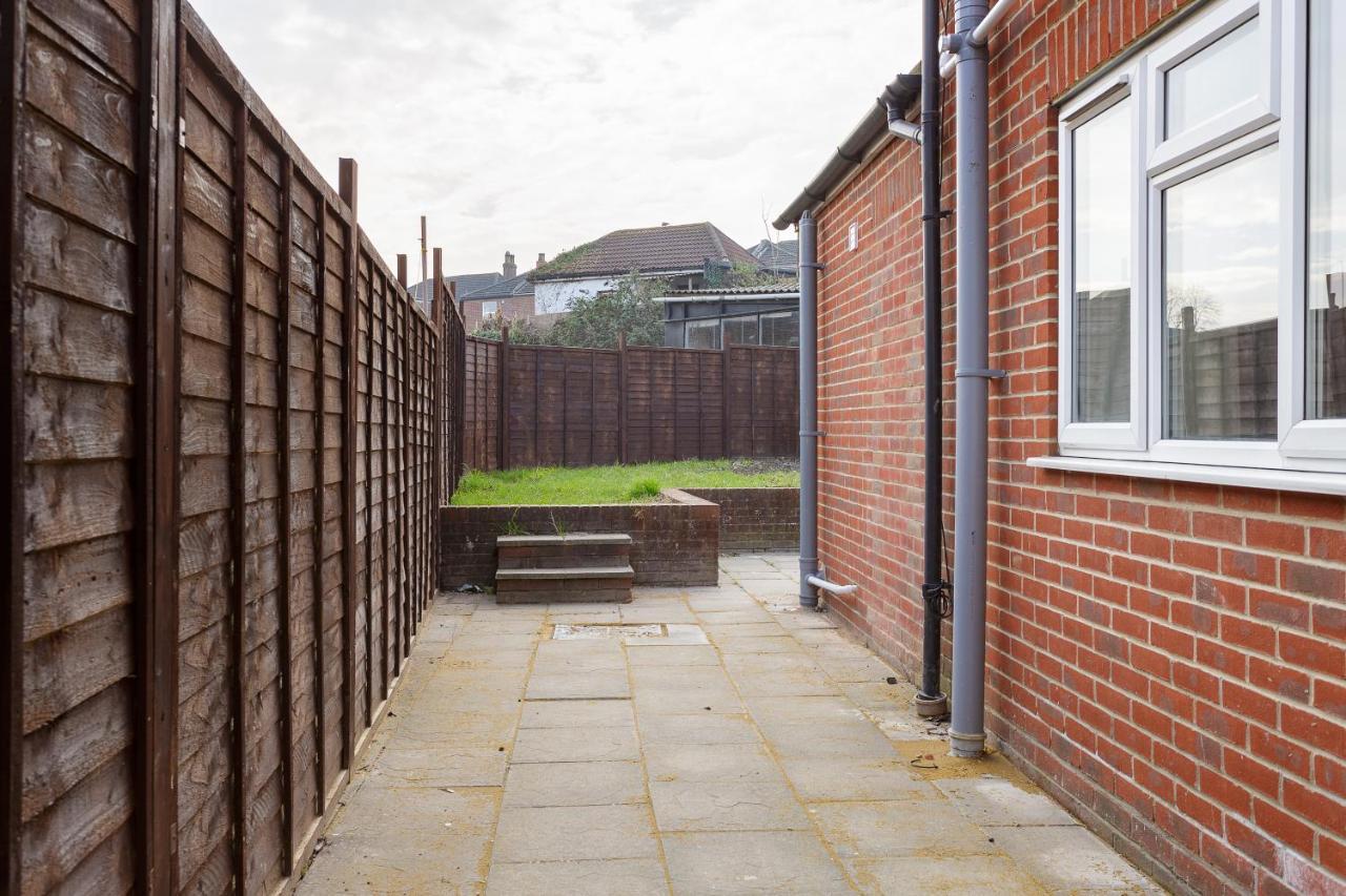 Blackberry - Stylish Self-Contained Flats In Soton City Centre Southampton Extérieur photo